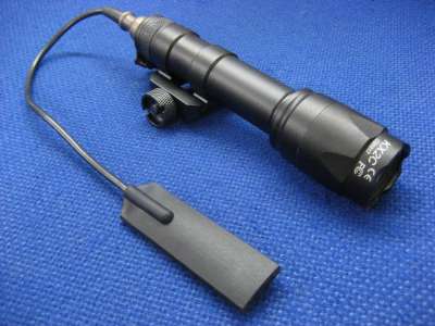 Element SF type M600C LED Scout Weapon Light Rail Mounted