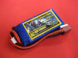 Giant Power 7.4V 1000mAh 35C lipo battery with Deans Connector.