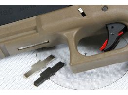 Guns Modify Marui Glock Extended Slide Lock With Markings (Black Version)